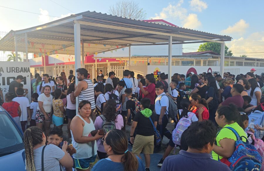 MÁS DE 340 MIL ALUMNOS REGRESARON A LAS AULAS EN QUINTANA ROO ...